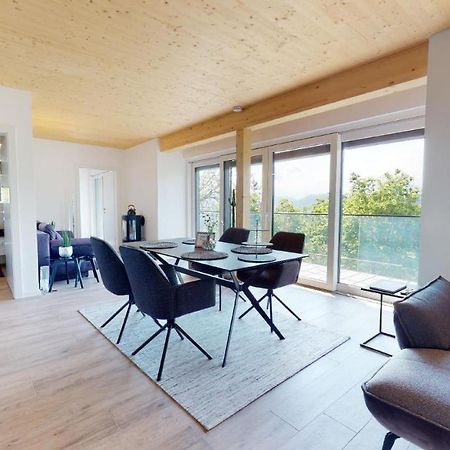 Modernes Ferienhaus Mit Panoramablick Rosegg Dış mekan fotoğraf