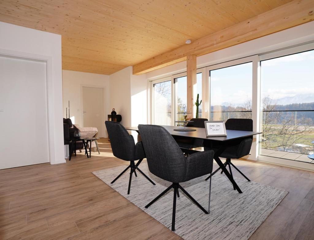 Modernes Ferienhaus Mit Panoramablick Rosegg Dış mekan fotoğraf